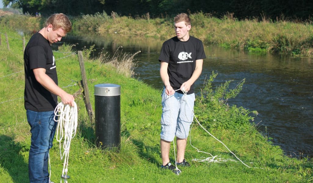 Magneetvissers Reinout en Matthijs