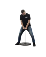 Productfoto van een putdeksellifter, gebruikt om putdeksels mee te tillen, magneet inclusief haak